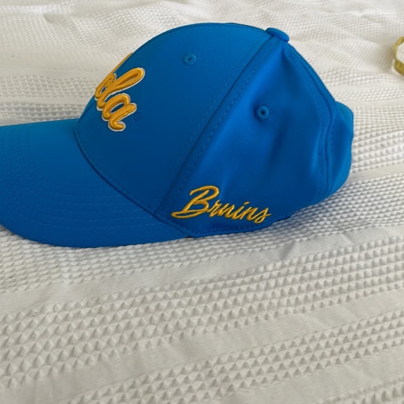 UCLA hat baseball - Picture 2 of 3